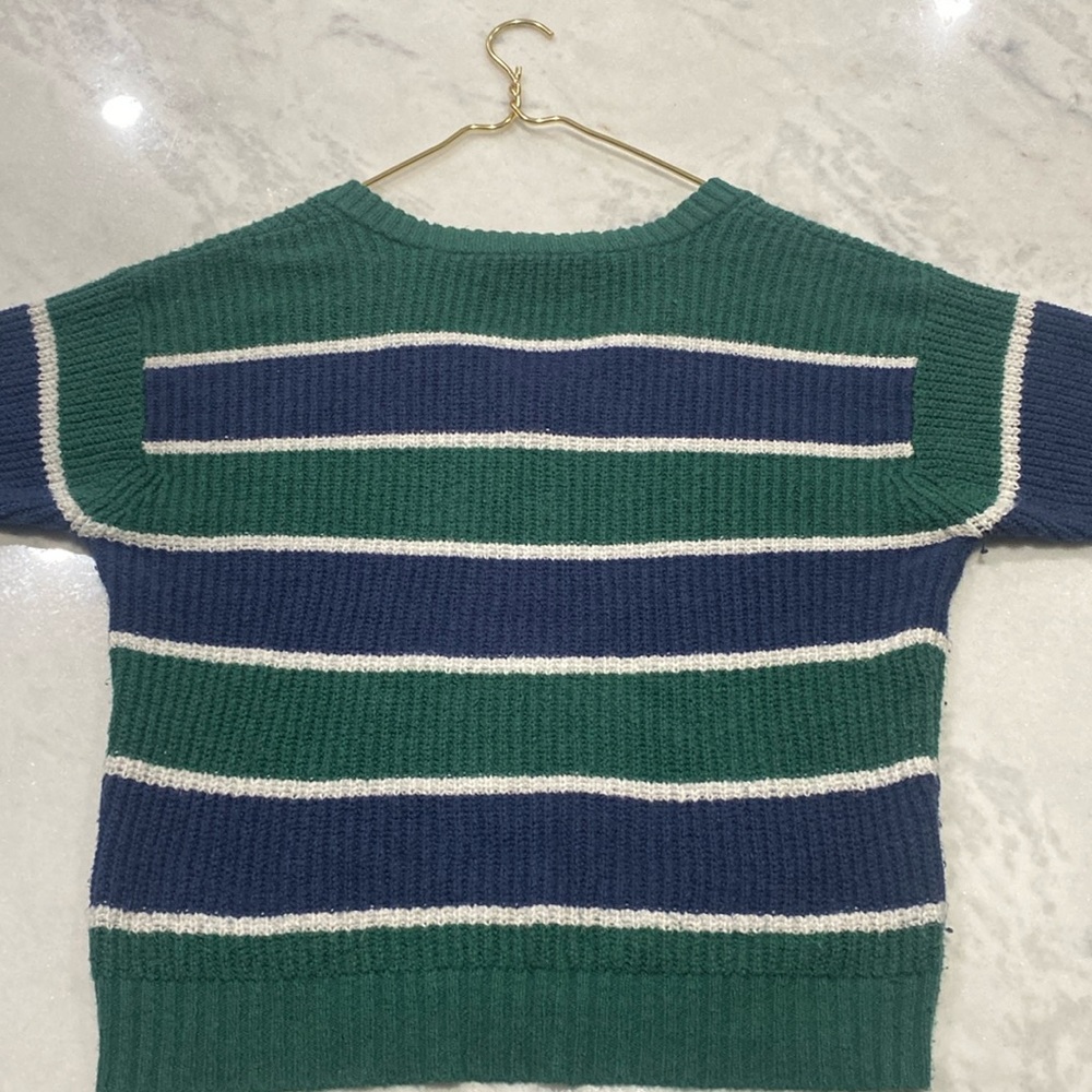 American Eagle Sweater - Picture 2 of 4